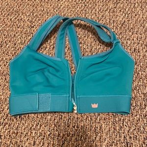 SHEFIT Flex sports bra in an exclusive print and 1Luxe sizing